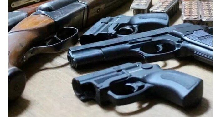 Тұрғындар 65 дана заңсыз қаруды тапсырды