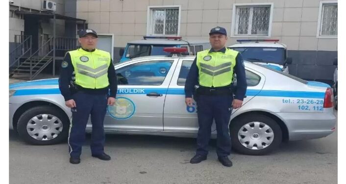 Өскеменде көпірден секіріп өлмек болған 23 жастағы жігіт құтқарылды