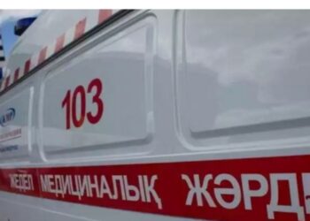 Теміртауда футбол ойнап жүрген баланың үстіне қақпа құлады