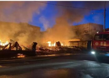 Бурабайда дәмхана өртеніп, 4 газ баллоны жарылды