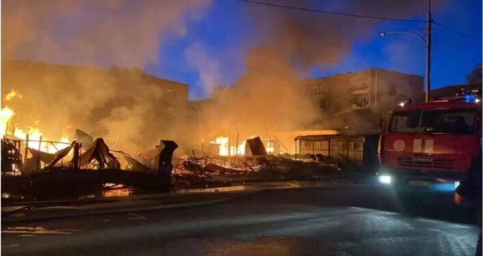 Бурабайда дәмхана өртеніп, 4 газ баллоны жарылды