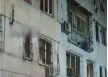Шымкентте әйел туысының баласын 3 қабаттан лақтырып жіберді