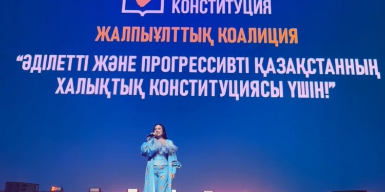 Алматыда өткен ауқымды іс-шарада 10 мыңнан астам жас референдумды қолдады