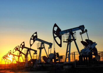 АҚШ Қазақстан арқылы өтетін мұнай тасымалына рұқсатты тағы да ұзартты