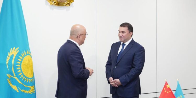 Түркістан облысында қуаты 300 МВт күн электр станциясы салынуда