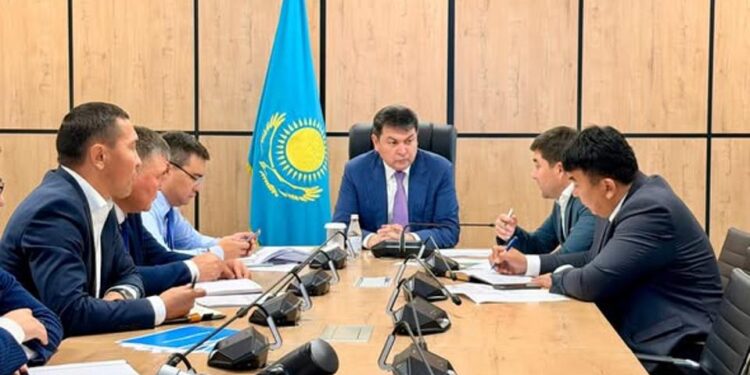 ТҮРКІСТАН ОБЛЫСЫНДА КӨКТЕМГІ ДАЛА ЖҰМЫСТАРЫ ҚАРҚЫНДЫ ЖҮРІП ЖАТЫР